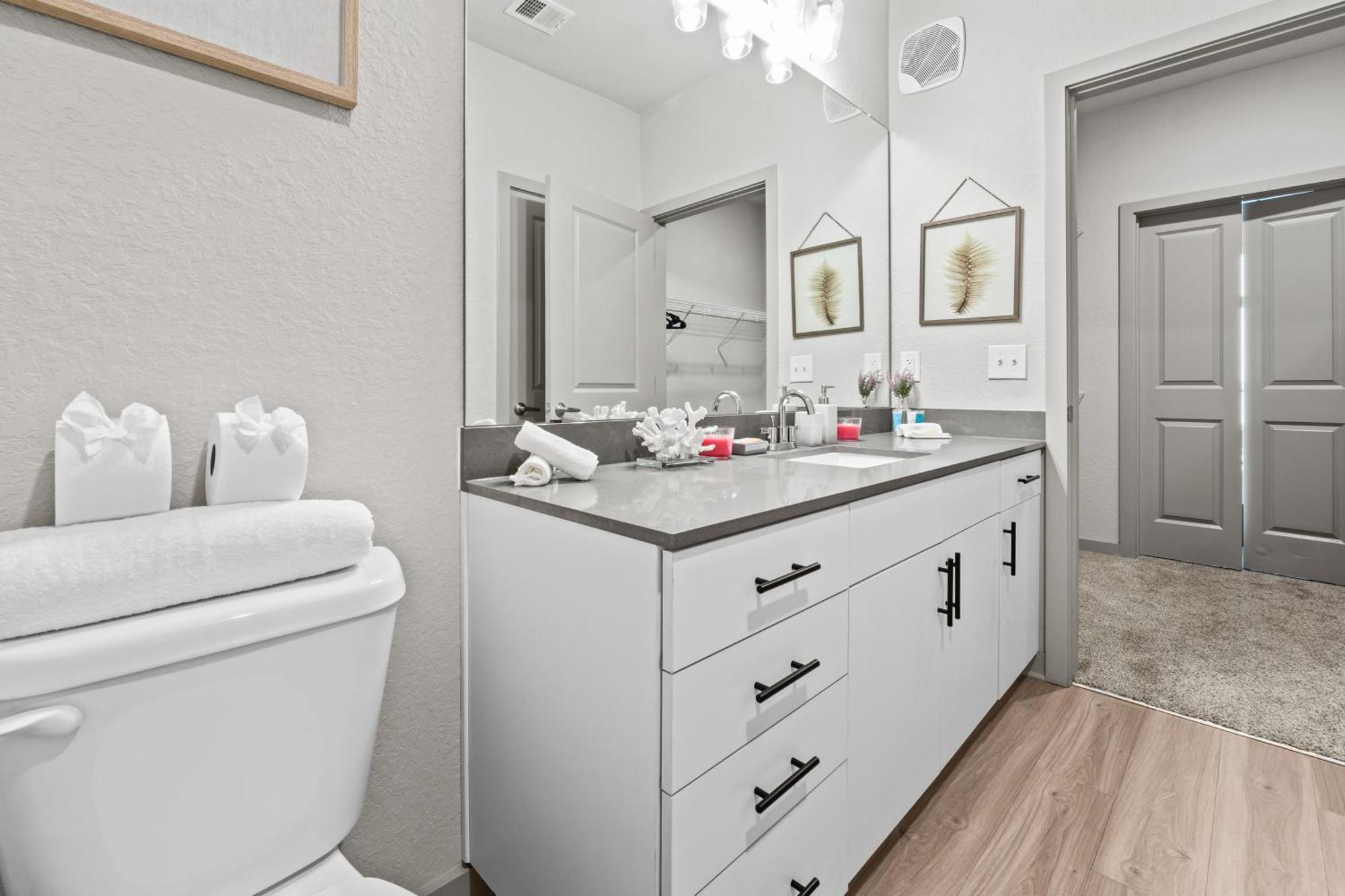 Downtown St Pete 2 Bed Near Tropicana Field With Free Parking Sint-Petersburg Buitenkant foto